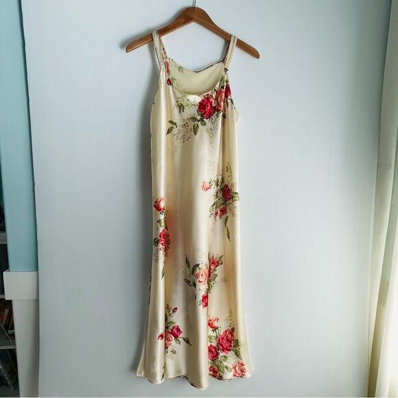 Oscar de la Renta Cream Floral Chemise - Picture 5 of 9